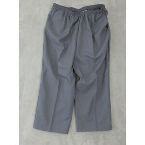 NWT Alfred Dunner Women Grey Proportioned Elastic Waist Short Pants Plus 22W